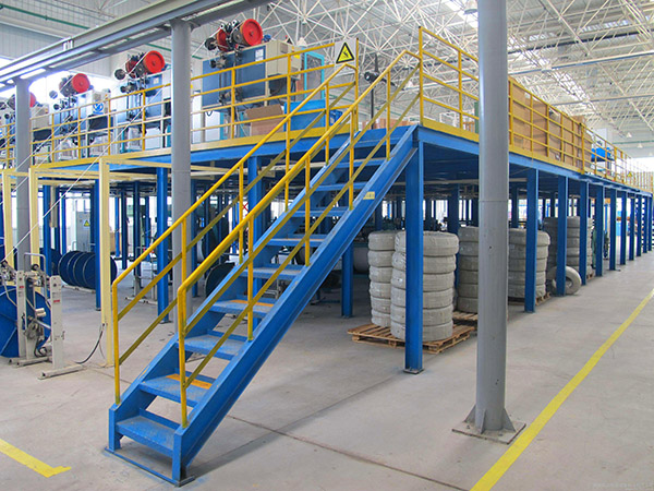 鋼結(jié)構(gòu)平臺(tái)